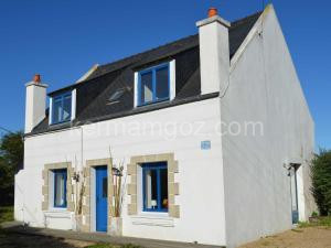 Comfortable holiday home with enclosed garden à Locquirec